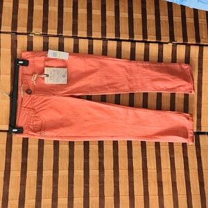 NWT! Democracy capris